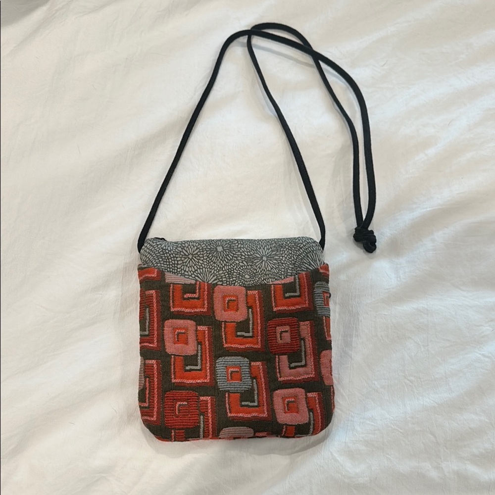 Maruca Geometric Crossbody Bag